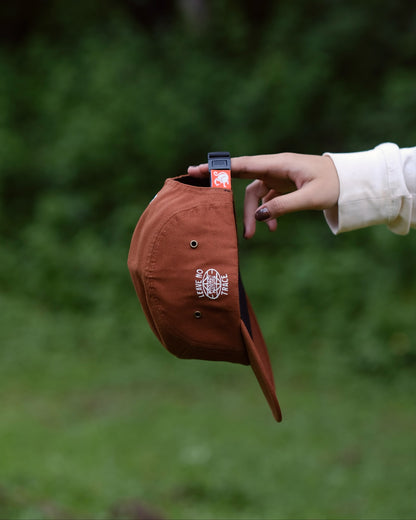 High Peak Signature Cap
